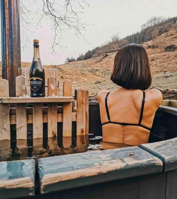바머스 Oak Special Winter Offers - Hot Tub & Log Burner 아파트 외부 사진